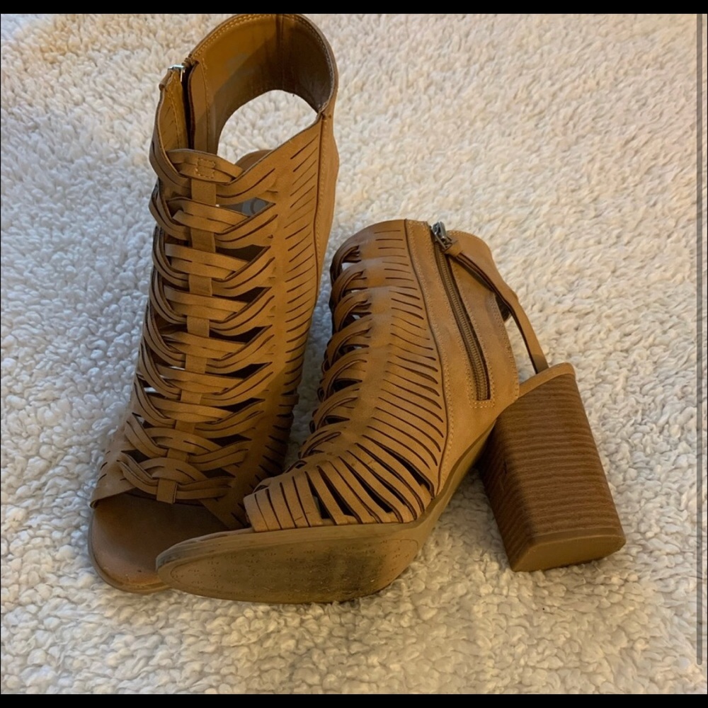 dv by dolce vita woven heels